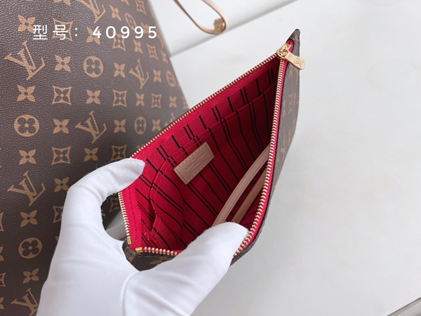 ルイヴィトンバッグ角部分ディテール